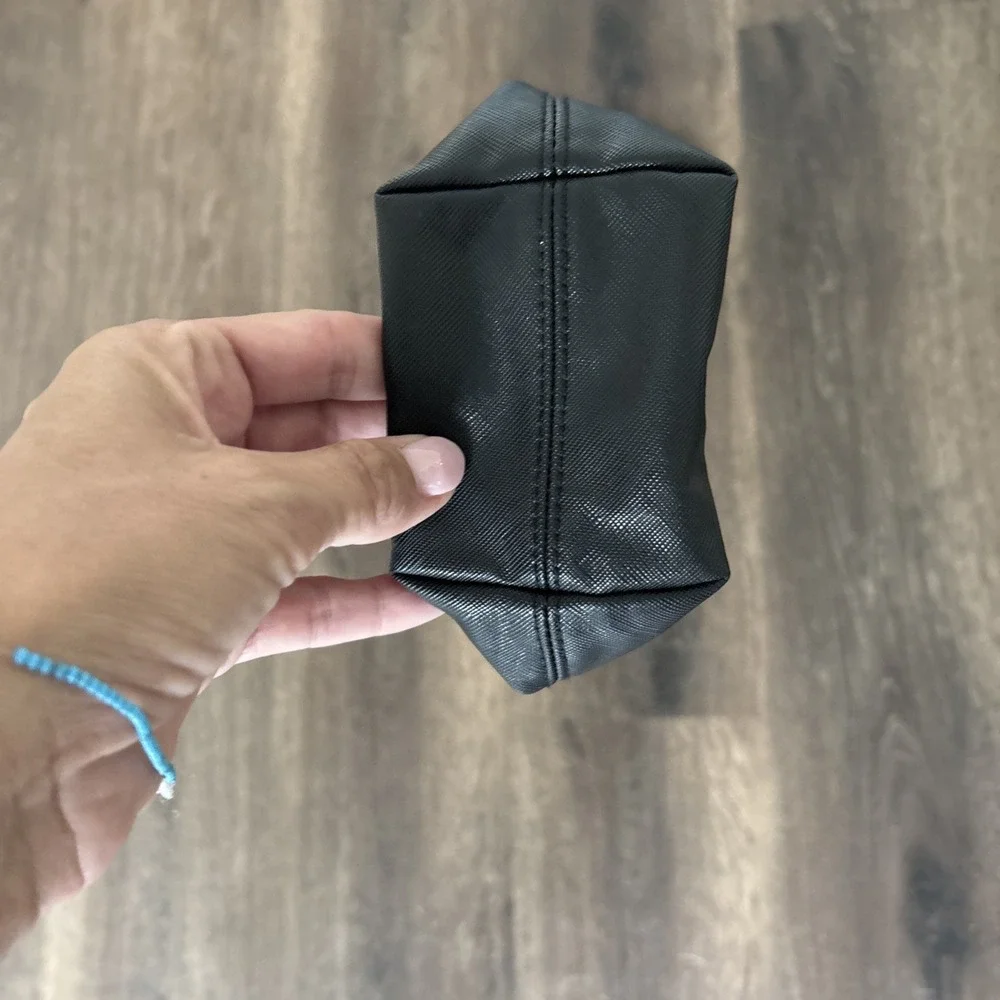 Corkcicle Black Carry Crossbody Sling Bag Vegan Leather Water Bottle Bag NEW